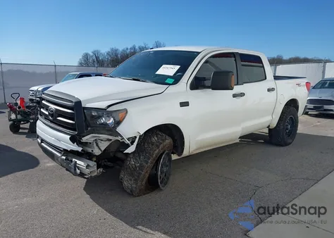 2011 Toyota Tundra Grade 5.7L V8 из США, поврежденный, VIN 5TFDW5F18BX183932